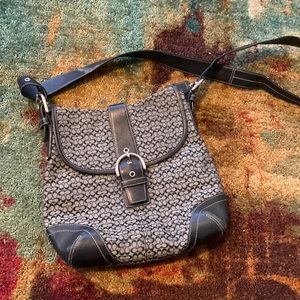 Older coach crossbody bag